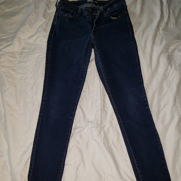 Old Navy Denim - Old Navy jean dark Demin Rockstar Size 4